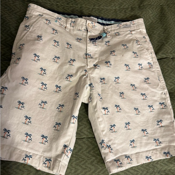 Palm Tree Print Men's Shorts - Picture 1 of 3